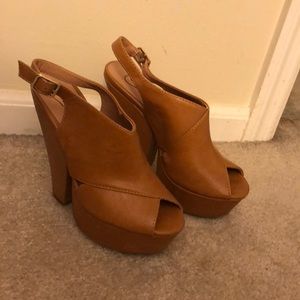 Tan heels